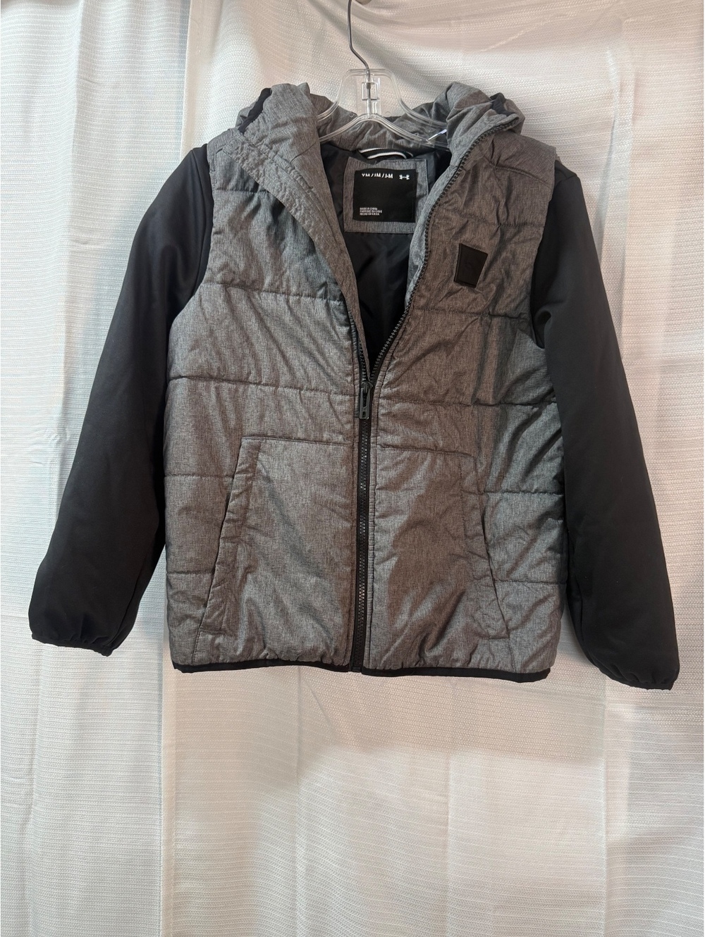 Under Armour Youth Medium Gray and Black Hooded Jacket